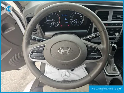 HYUNDAI PORTER II SUPER CABIN LPG
