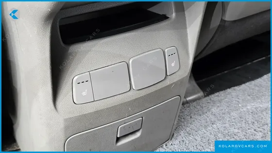 KIA CARNIVAL 9-SEATER LUXURY