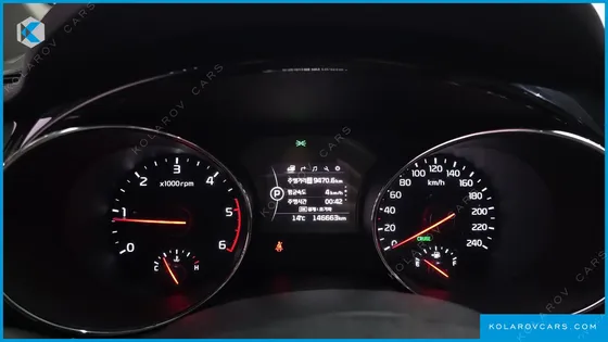 KIA CARNIVAL 9-SEATER PRESTIGE
