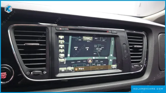 KIA CARNIVAL 9-SEATER PRESTIGE