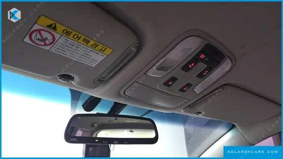 KIA CARNIVAL 9-SEATER PRESTIGE