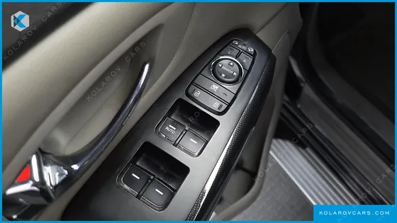 KIA CARNIVAL 9-SEATER PRESTIGE