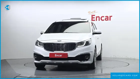KIA CARNIVAL 9-SEATER NOBLESSE