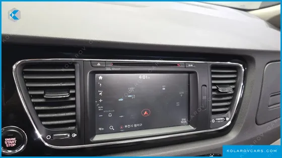 KIA CARNIVAL 9-SEATER NOBLESSE