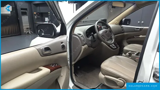 KIA CARNIVAL GLX
