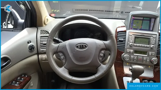 KIA CARNIVAL GLX