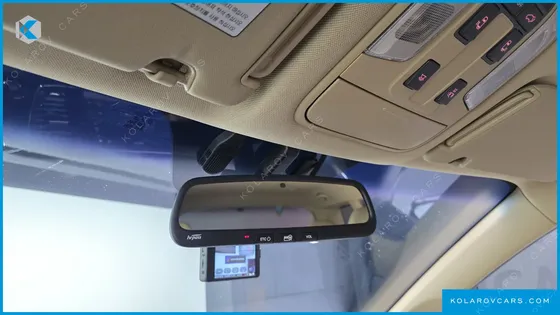 KIA CARNIVAL 7-SEATER LIMOUSINE