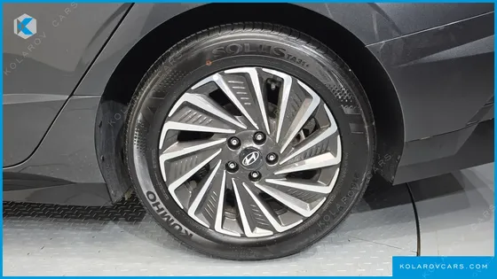 HYUNDAI SONATA EXCLUSIVE