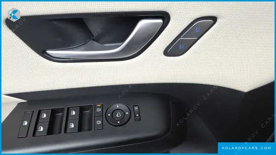 HYUNDAI KONA GASOLINE 2.0 2WD