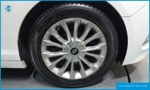HYUNDAI SONATA 2.0 CARE+