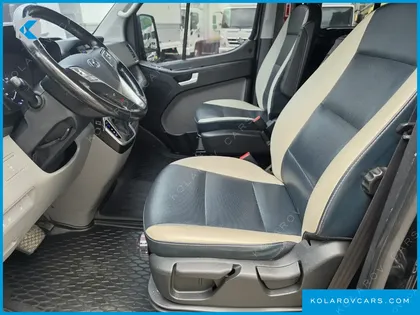 HYUNDAI SOLATI 15-SEATER