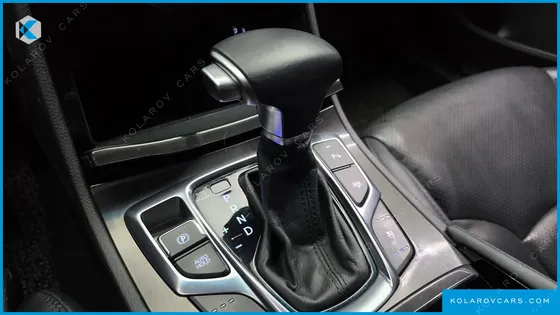 HYUNDAI GRANDEUR PREMIUM COLLECTION