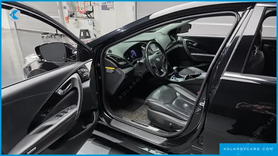HYUNDAI GRANDEUR PREMIUM COLLECTION