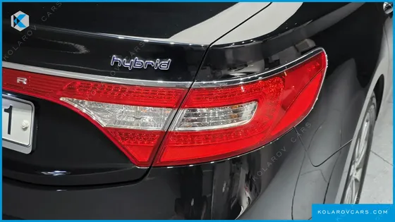 HYUNDAI GRANDEUR PREMIUM COLLECTION