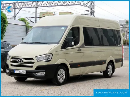 HYUNDAI SOLATI 15-SEATER