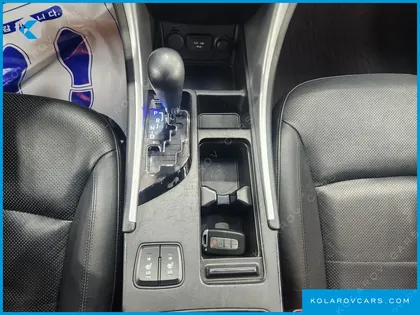 HYUNDAI SONATA LPI PREMIER(HANDICAPPED)