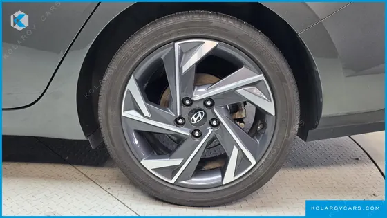 HYUNDAI ELANTRA (AVANTE) INSPIRATION