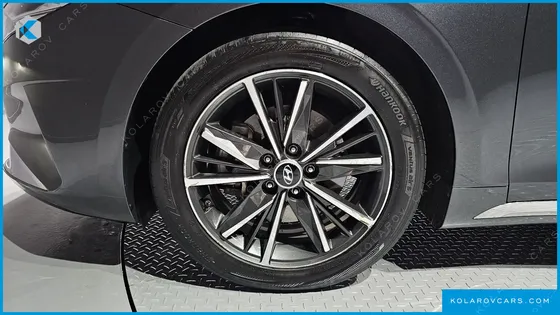 HYUNDAI GRANDEUR 2.5