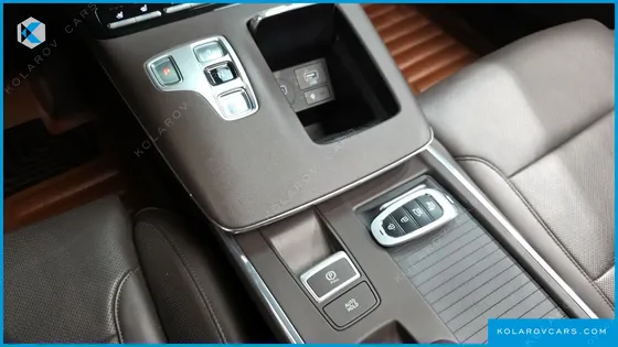 HYUNDAI GRANDEUR 3.0 LPI RENT CAR