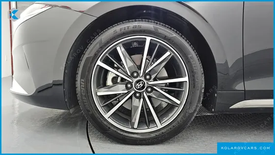 HYUNDAI GRANDEUR 2.5
