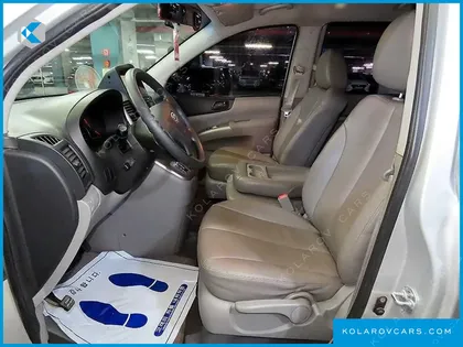 KIA CARNIVAL NEW CARNIVAL GX