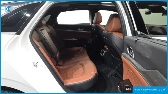 KIA K5 SIGNATURE