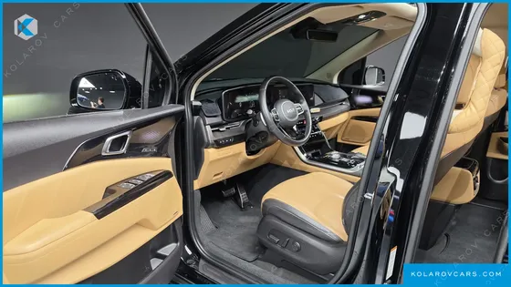 KIA CARNIVAL GASOLINE 9-SEATER SIGNATURE