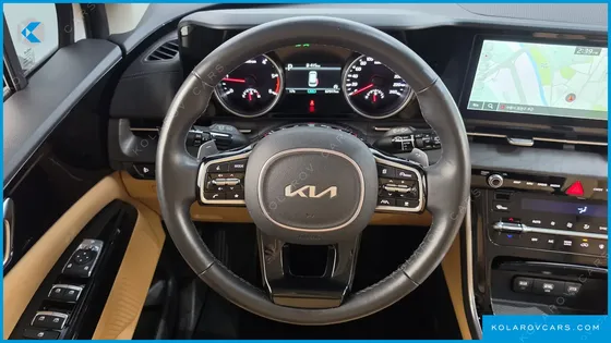 KIA CARNIVAL DIESEL 9-SEATER NOBLESSE