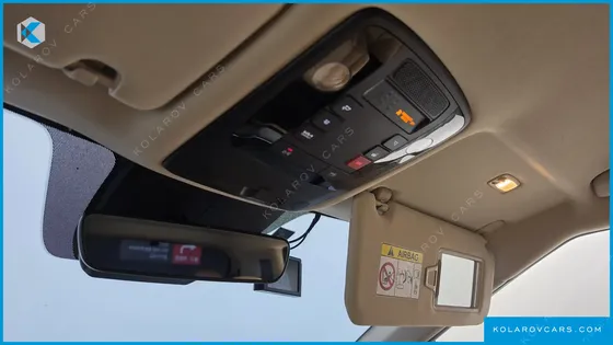KIA CARNIVAL DIESEL 9-SEATER NOBLESSE