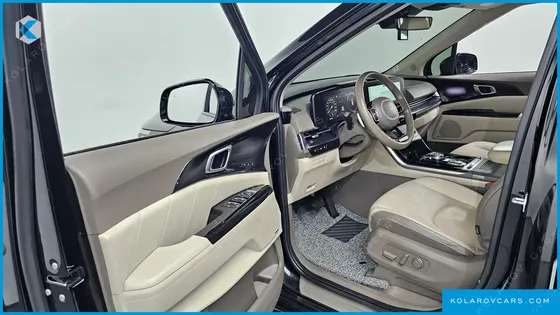 KIA CARNIVAL GASOLINE 7-SEATER HI-LIMOUSINE