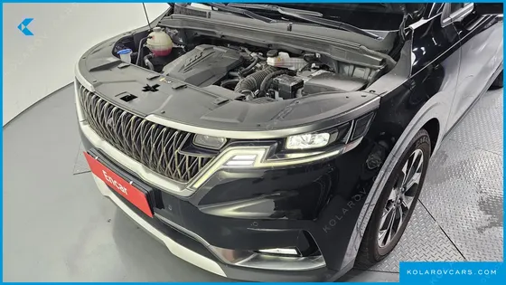 KIA CARNIVAL GASOLINE 7-SEATER SIGNATURE