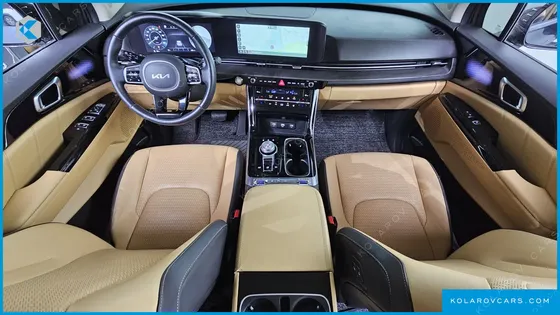 KIA CARNIVAL GASOLINE 7-SEATER SIGNATURE