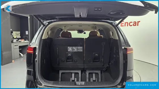 KIA CARNIVAL GASOLINE 7-SEATER SIGNATURE