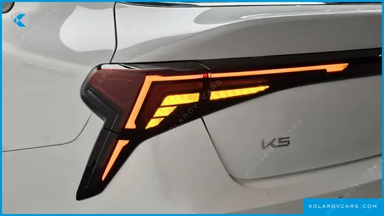KIA K5 SIGNATURE