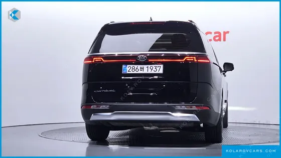 KIA CARNIVAL GASOLINE 9-SEATER SIGNATURE