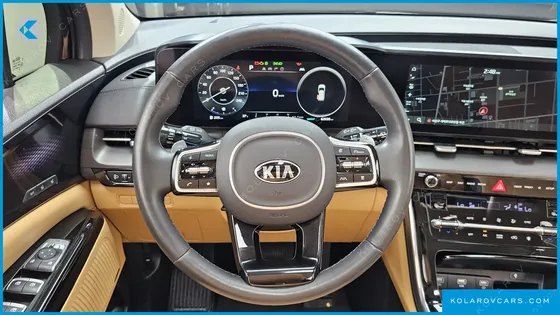 KIA CARNIVAL GASOLINE 9-SEATER SIGNATURE