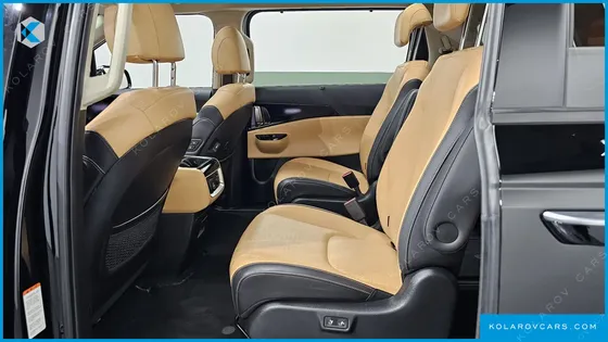 KIA CARNIVAL GASOLINE 9-SEATER SIGNATURE