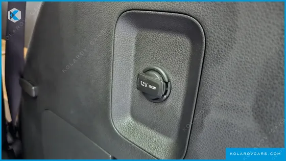 KIA CARNIVAL GASOLINE 9-SEATER SIGNATURE