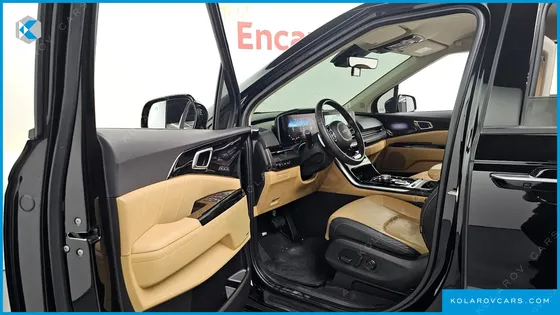 KIA CARNIVAL GASOLINE 9-SEATER SIGNATURE