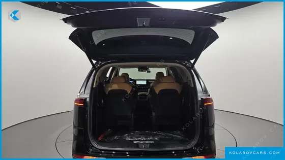 KIA CARNIVAL GASOLINE 9-SEATER SIGNATURE