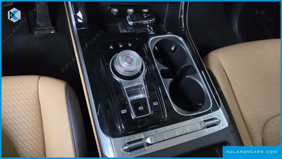KIA CARNIVAL DIESEL 7-SEATER SIGNATURE