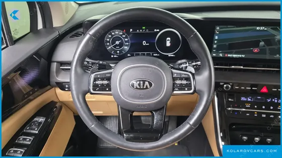 KIA CARNIVAL DIESEL 7-SEATER SIGNATURE