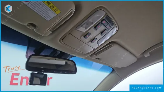 KIA CARNIVAL GASOLINE 7-SEATER HI-LIMOUSINE