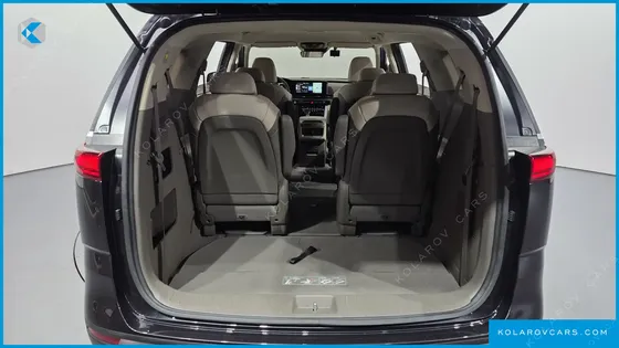 KIA CARNIVAL DIESEL 9-SEATER PRESTIGE