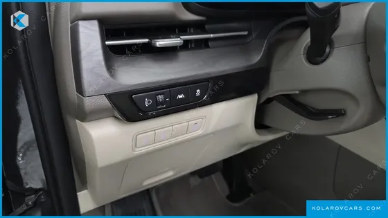 KIA CARNIVAL DIESEL 9-SEATER PRESTIGE