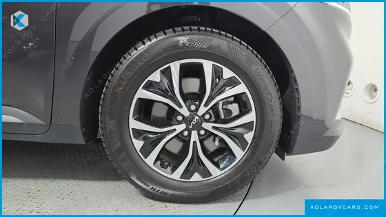 KIA CARNIVAL DIESEL 9-SEATER PRESTIGE