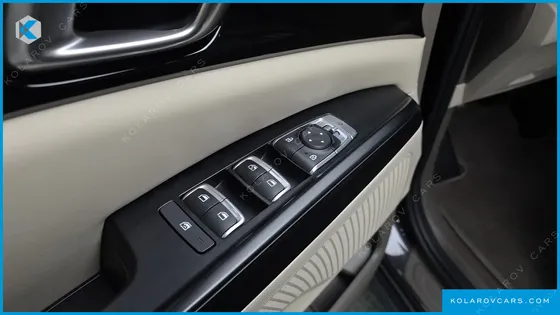 KIA CARNIVAL DIESEL 9-SEATER PRESTIGE