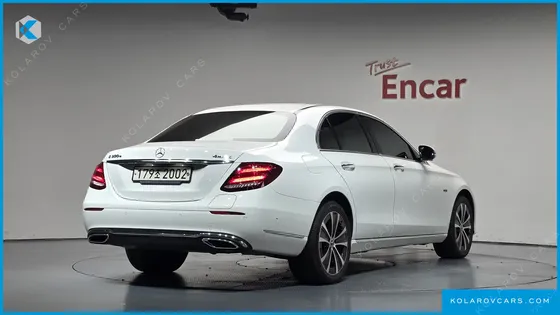 MERCEDES E-CLASS E300E 4MATIC EXCLUSIVE