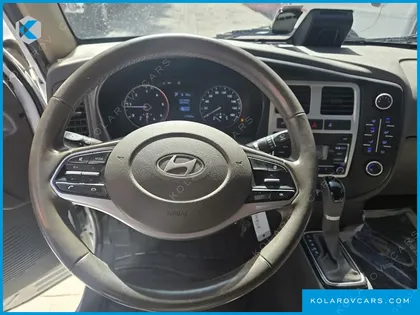 HYUNDAI PORTER II SUPER CABIN LPG