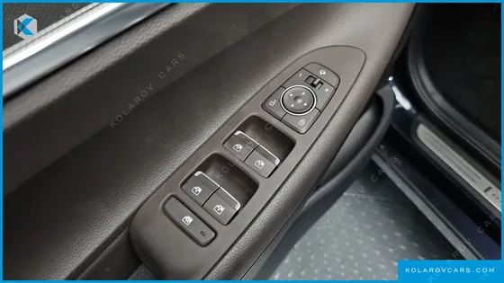 HYUNDAI GRANDEUR 3.3